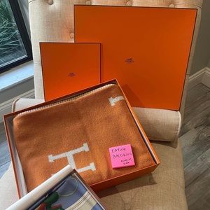 Brand New Hermes Avalon Orange Blanket!!